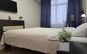Видові 1к-2к апартаменти 11,15, 23 поверхи є світло